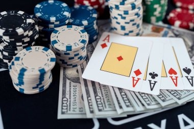 login suntoto mobile app interface showing live-dealer tables and sportsbook markets